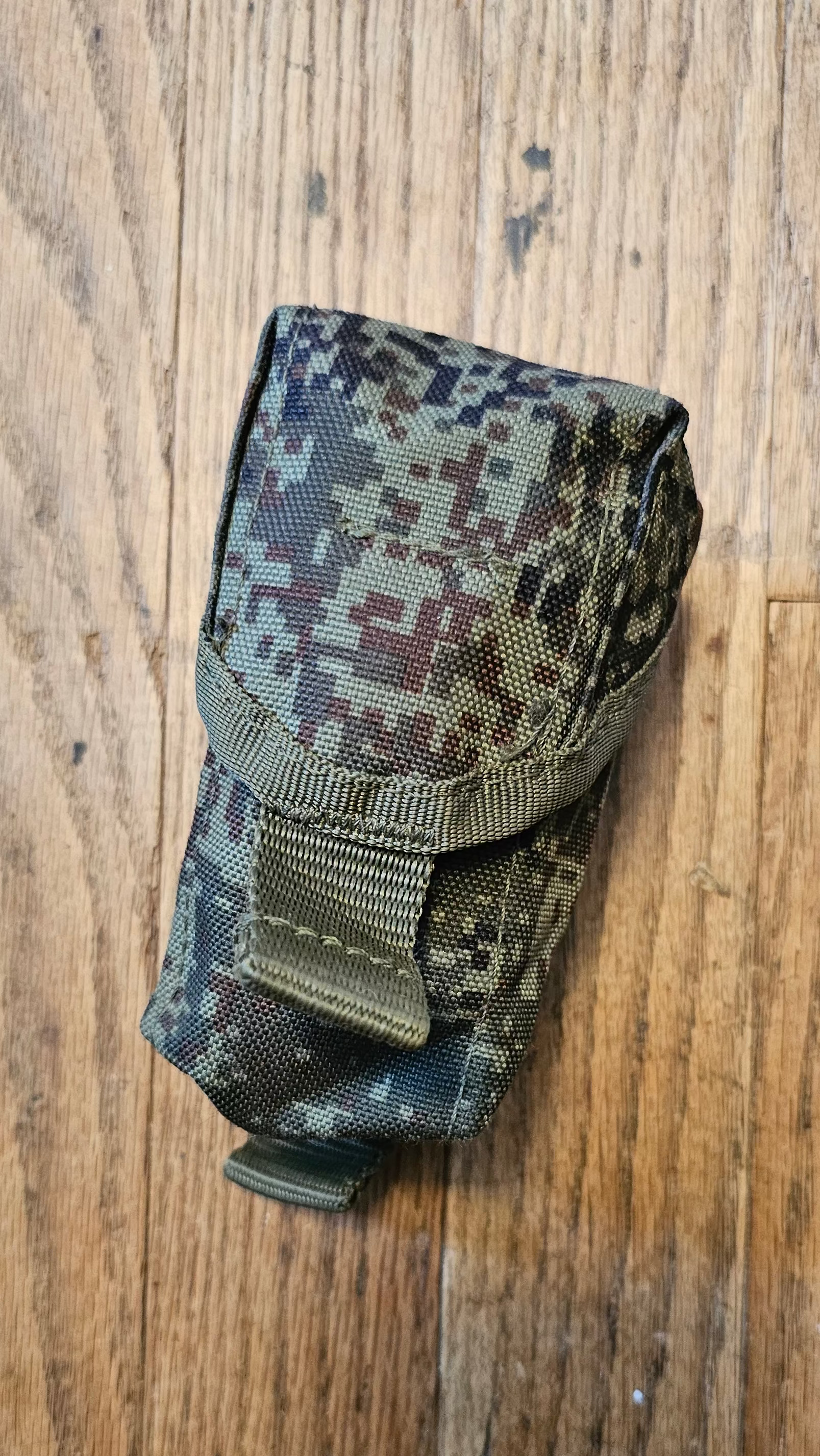 Russian Army Triada-TKO Grenade Pouch - EMR Camo
