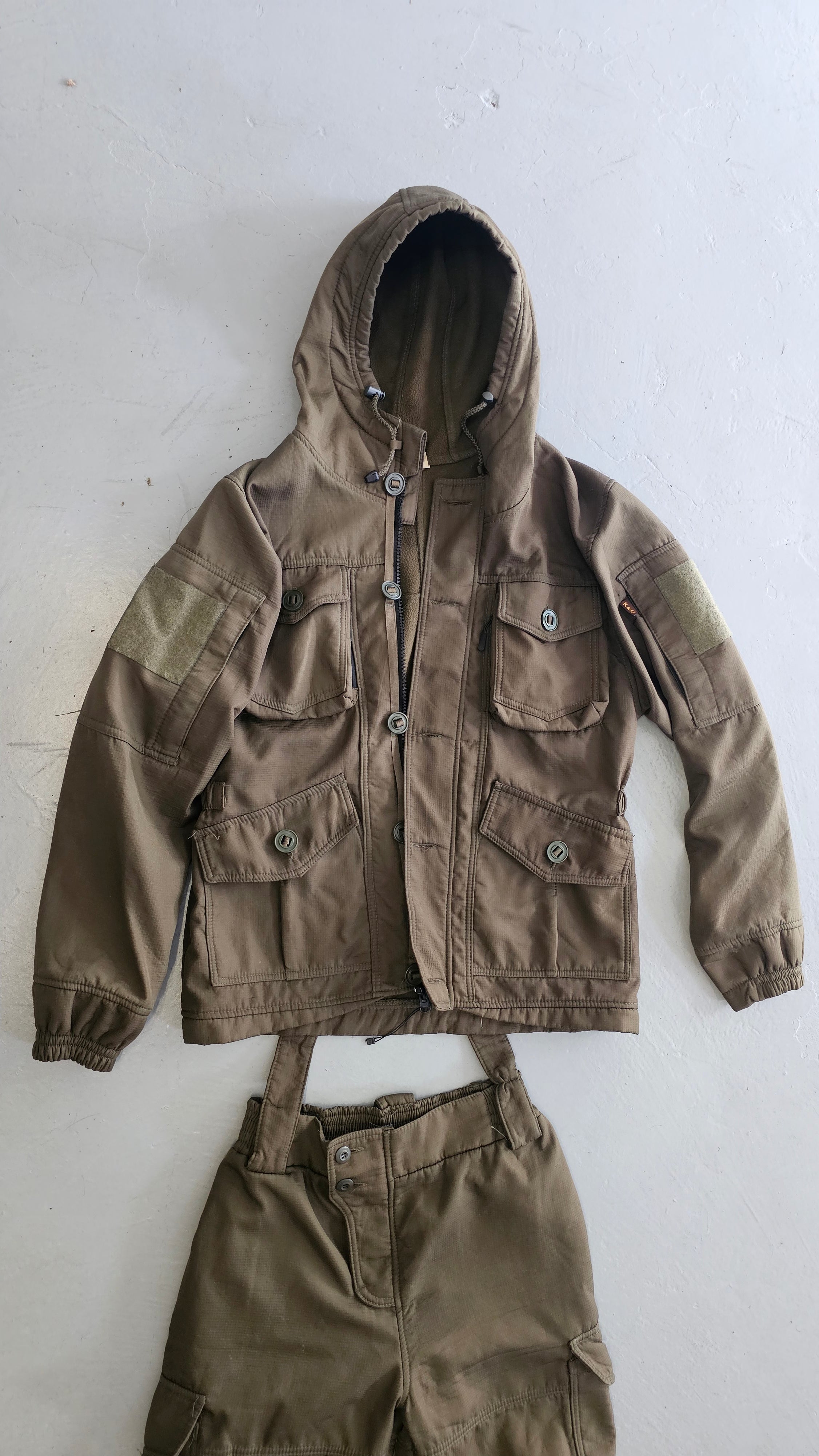Russo-Ukrianian War Captured Russian R&G Olive Green Gorka Set
