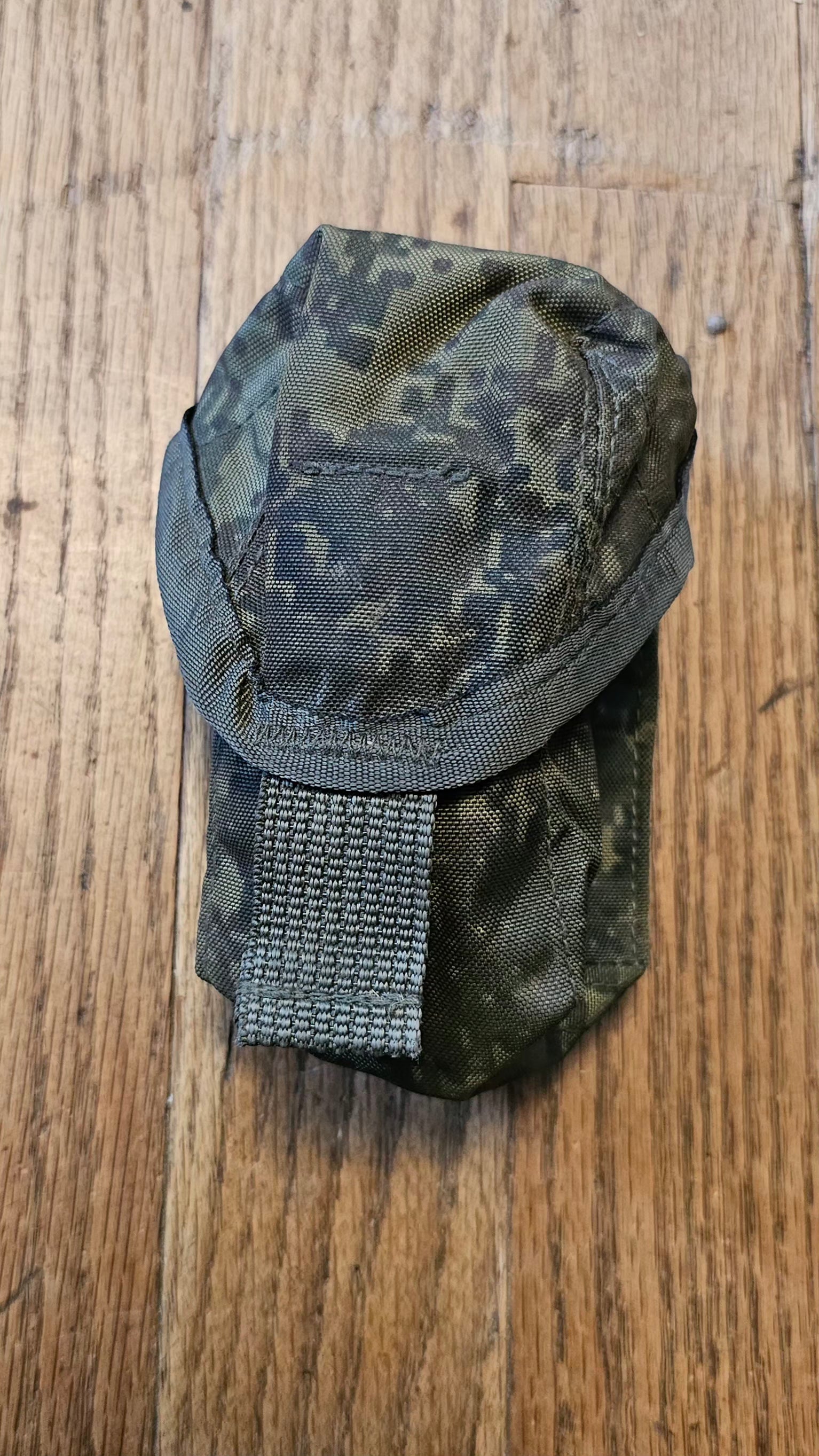 Russian Army Grenade Pouch - EMR Camo