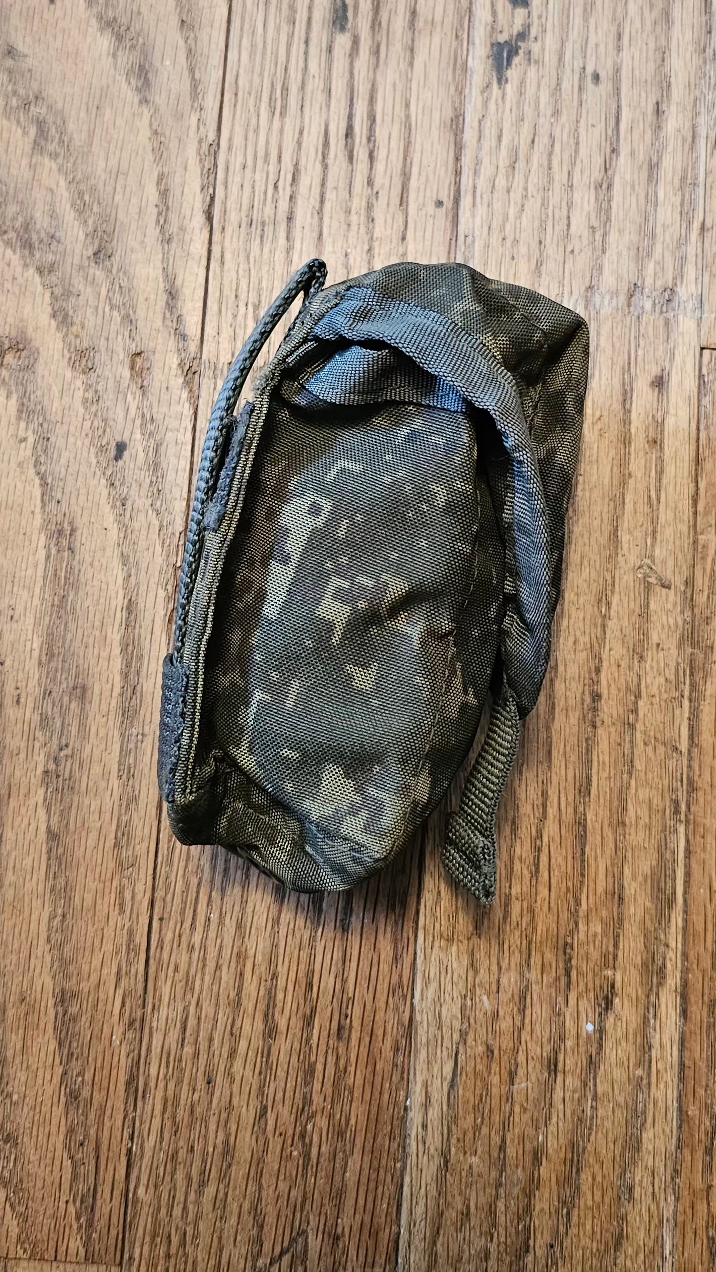Russian Army Grenade Pouch - EMR Camo