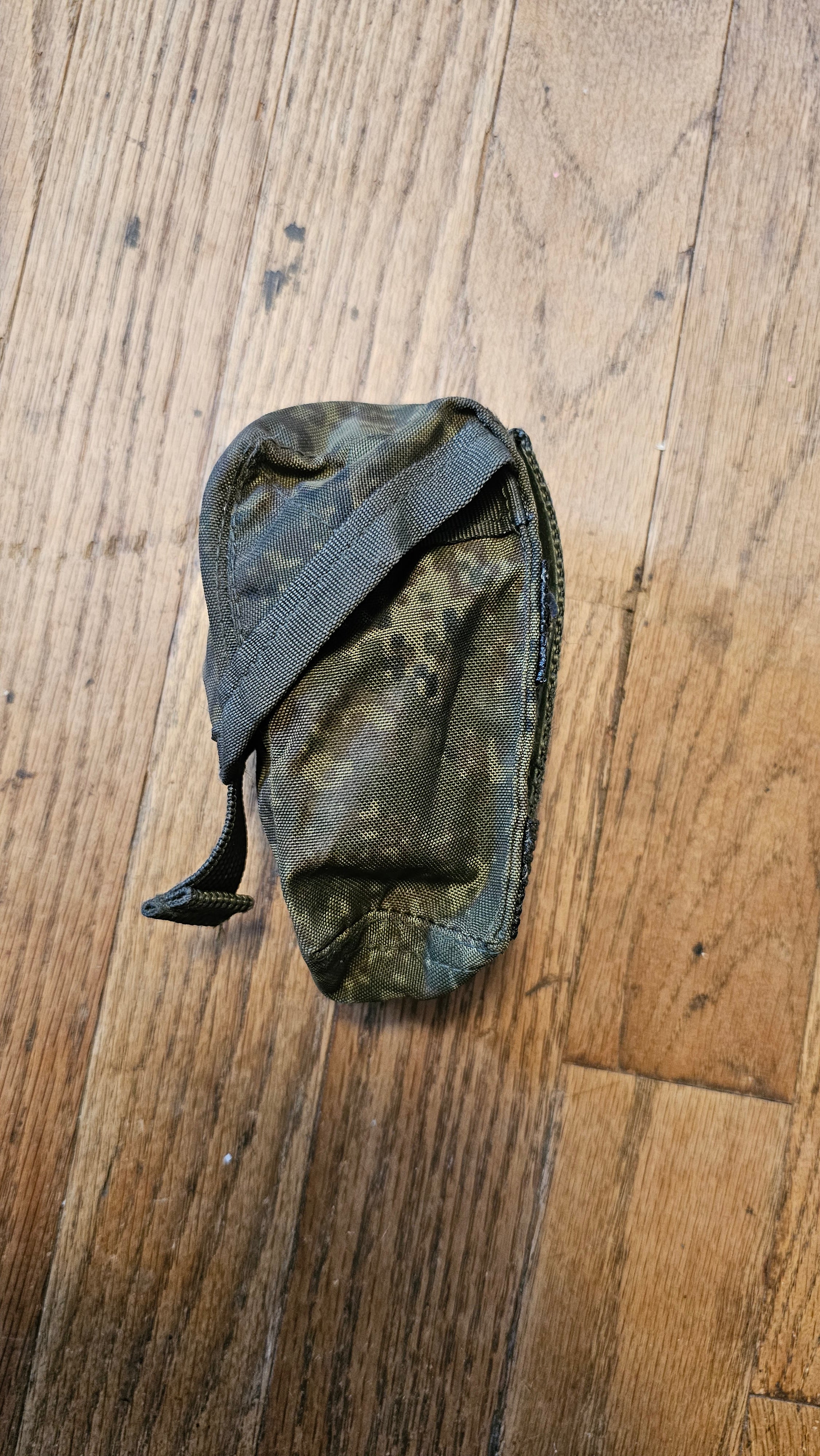 Russian Army Grenade Pouch - Old Gen - EMR Camo