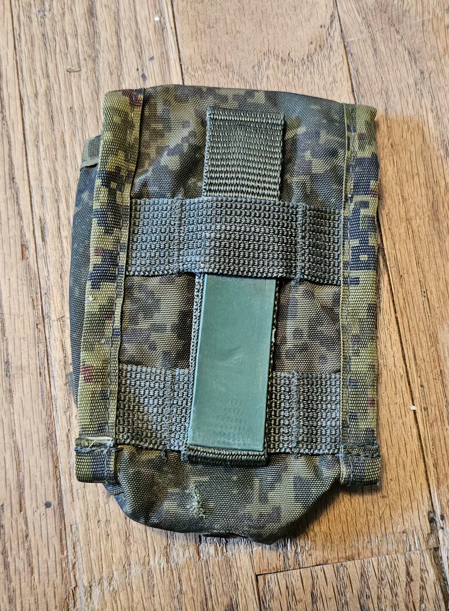 Russian Army Utility Pouch - EMR Camo
