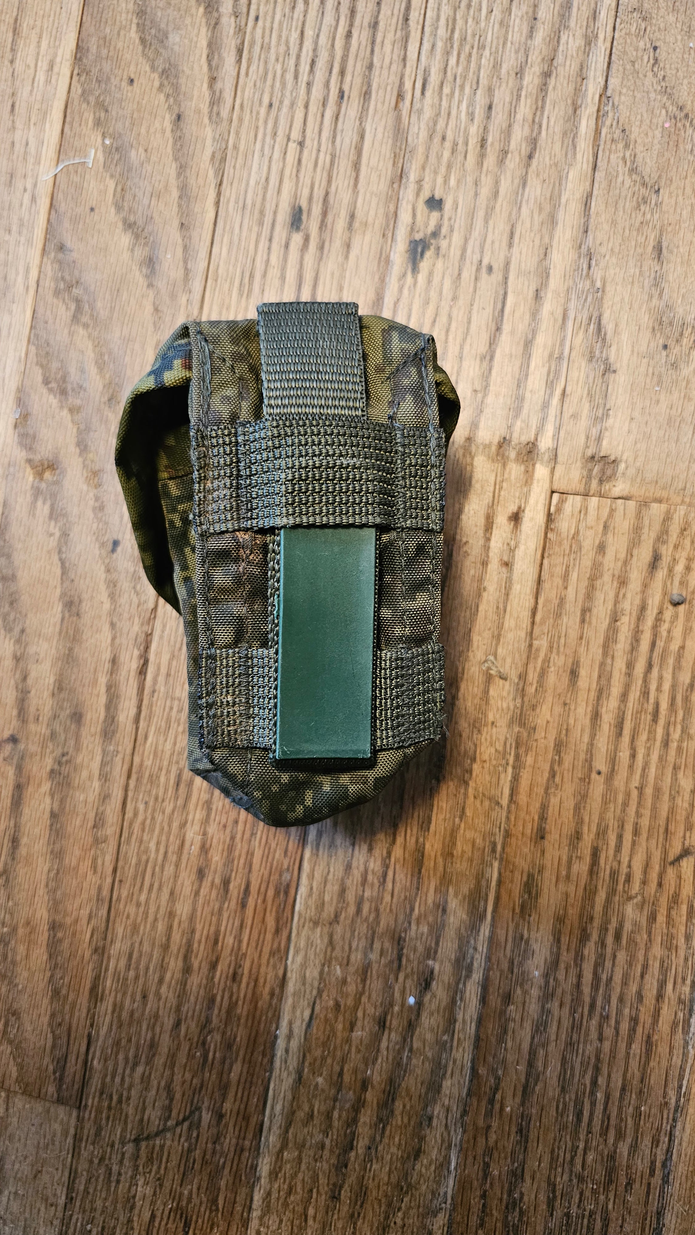 Russian Army Grenade Pouch - EMR Camo