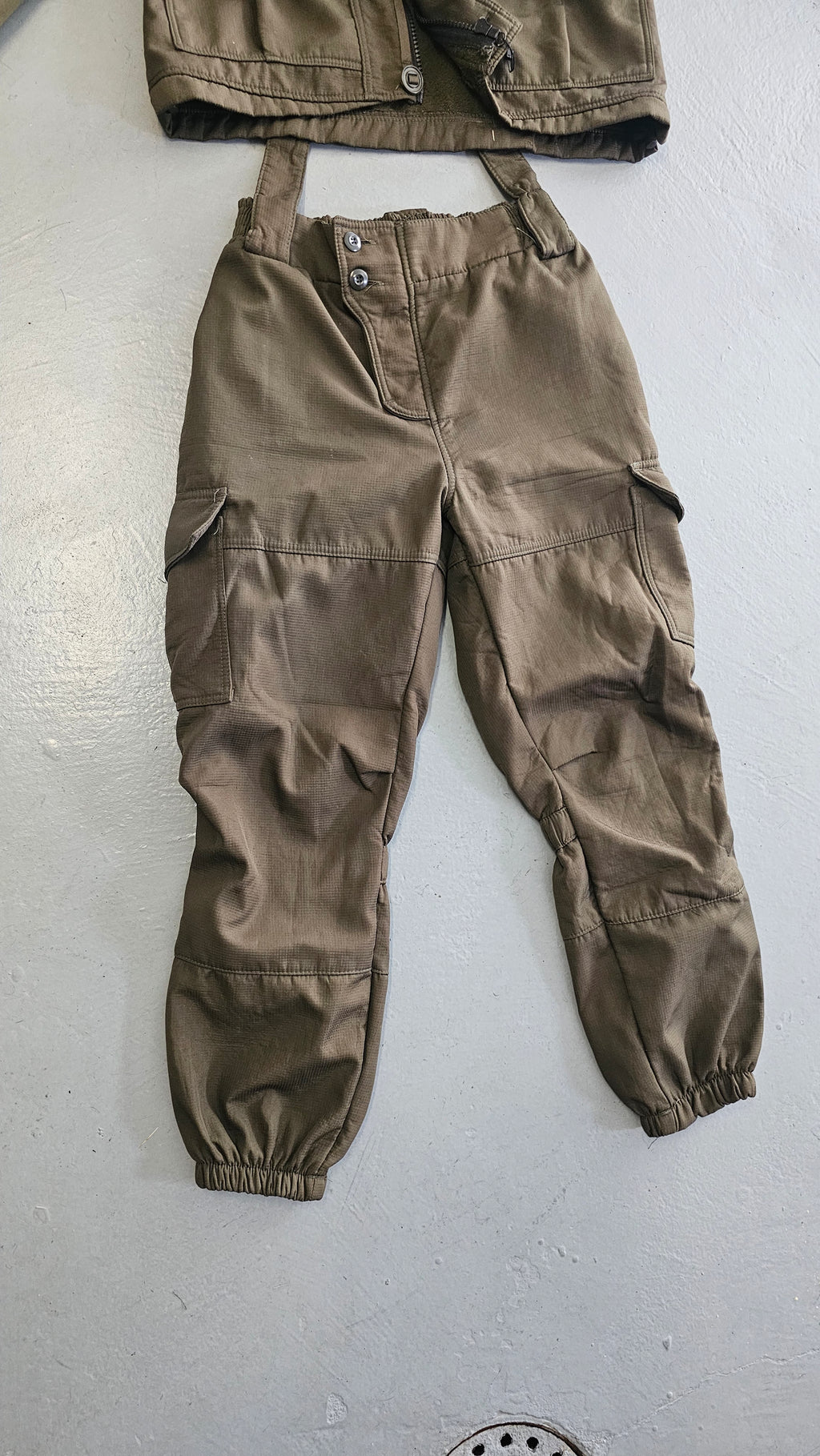Russo-Ukrianian War Captured Russian R&G Olive Green Gorka Set