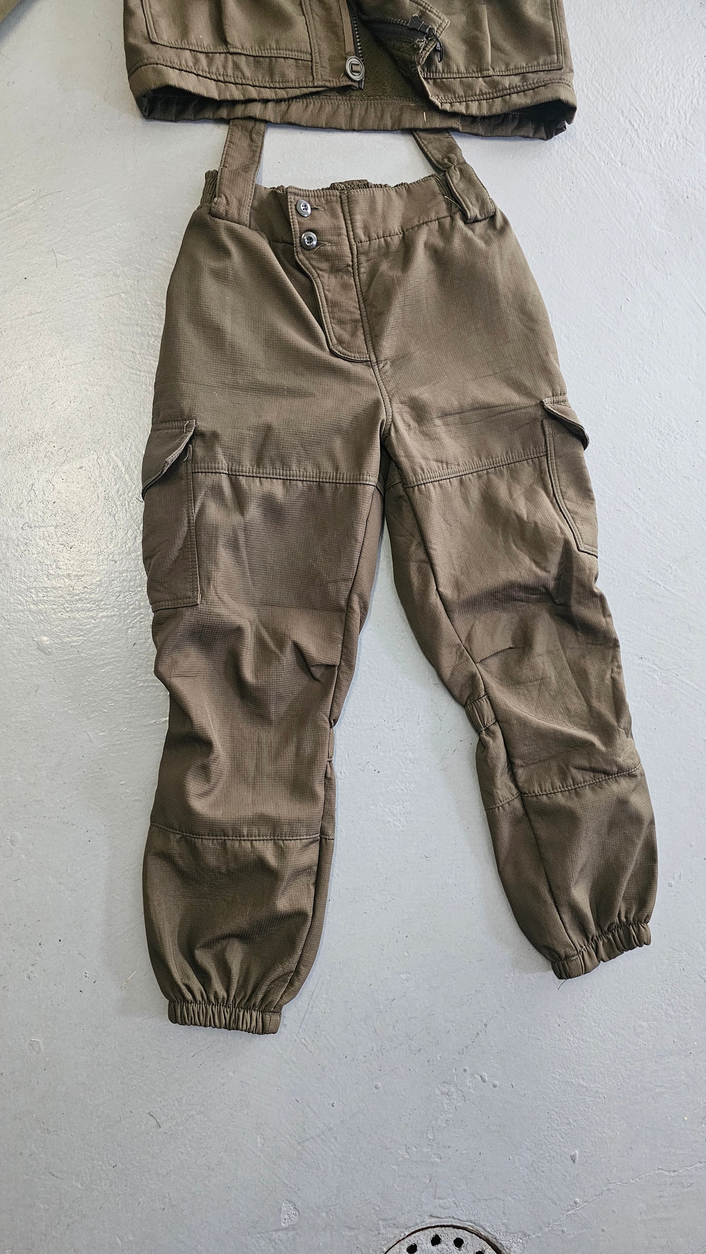 Russo-Ukrianian War Captured Russian R&G Olive Green Gorka Set